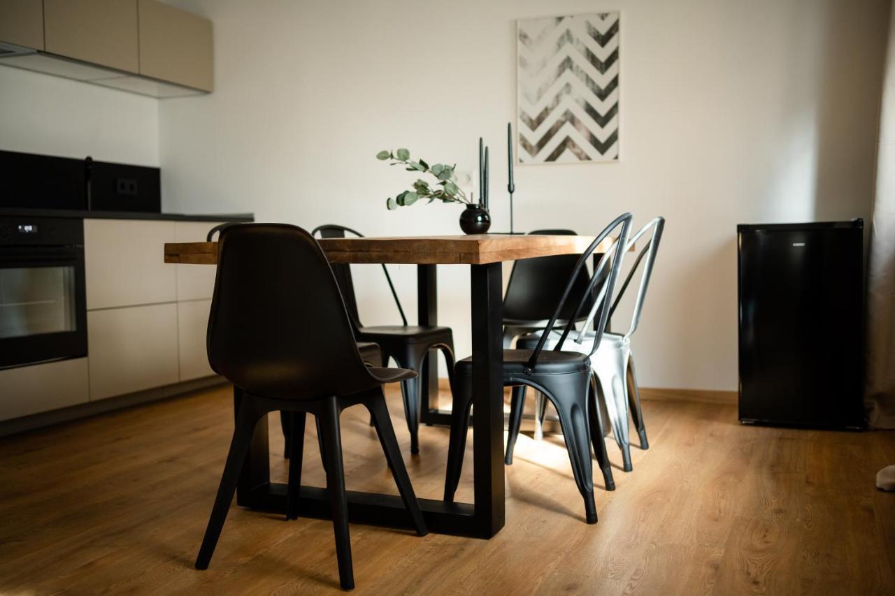 Oldtown Studio Apartment With 2 Bathrooms Düsseldorf Kültér fotó